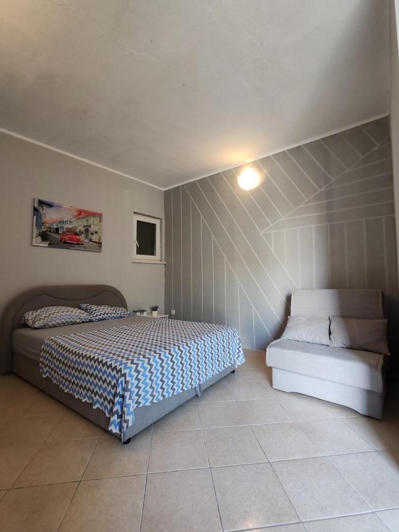 Apartmani I Sobe Brancin ネウム エクステリア 写真